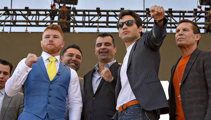canelo a lvarez y julio ce sar cha vez jr. derriban el muro de trump