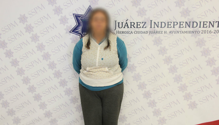 Detienen polici as municipales a mujer por allanamiento de vivienda
