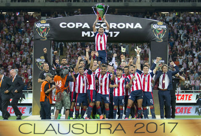 Con video aficionados agradecen a almeyda el ti tulo de chivas