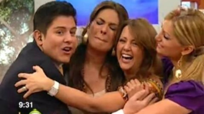 Andrea y Galilea ponen en su lugar a Ernesto Laguardia