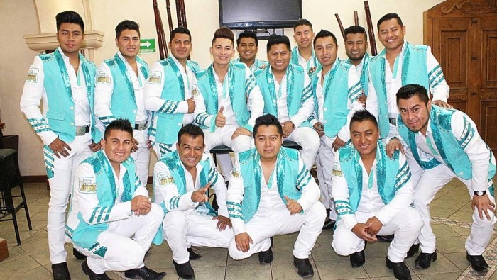 Banda tierra mojada