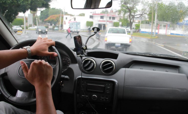 Uber te permitirá chatear con tu conductor a través de la app Uber te permitirá chatear con tu conductor a través de la app