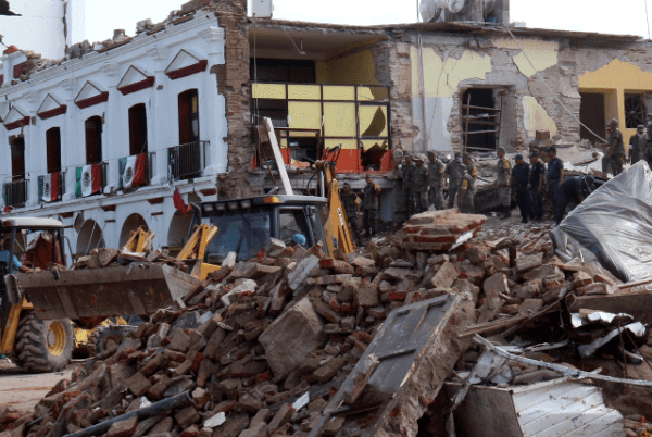 Centro de Acopio en Upaep para ayudar a damnificados de Oaxaca Centro de Acopio en Upaep para ayudar a damnificados de Oaxaca