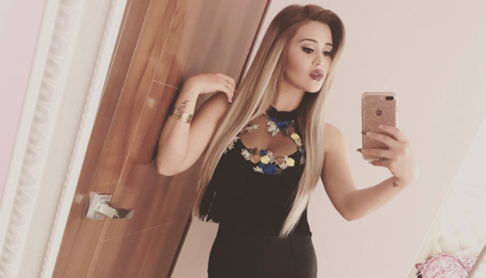 Gomita aclaro en instagram los rumores de embarazo