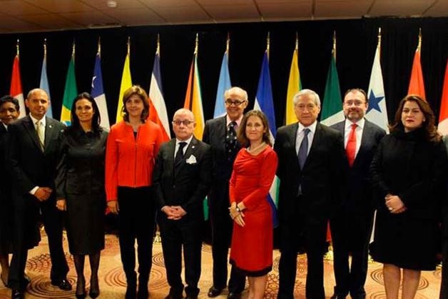 Grupo de lima.jpg 1295867718