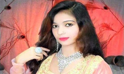 Samina sindhu