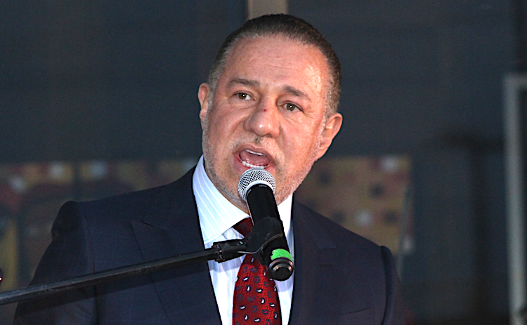 Almeida victor