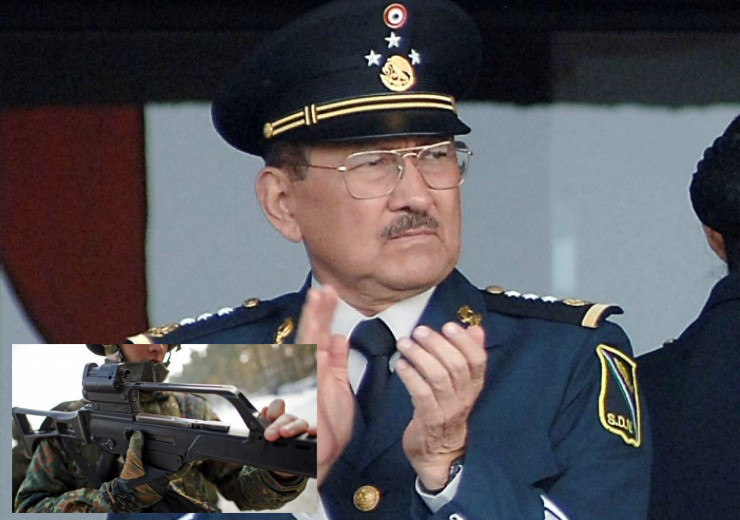 General incriminado compra armas