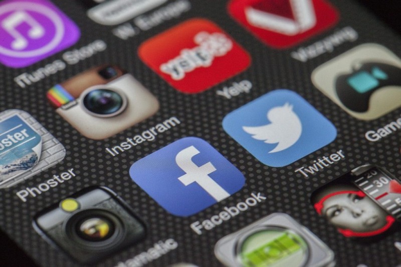 Google y Facebook no estarían respetando leyes del GDPR — Arriesgan multas millonarias