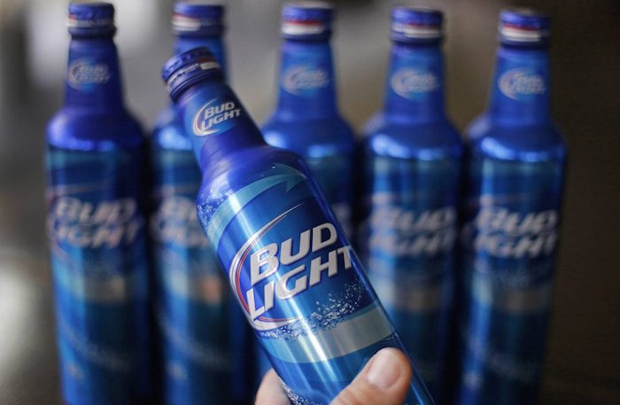 Si México le gana a Brasil, Bud Light promete ¡cerveza gratis!