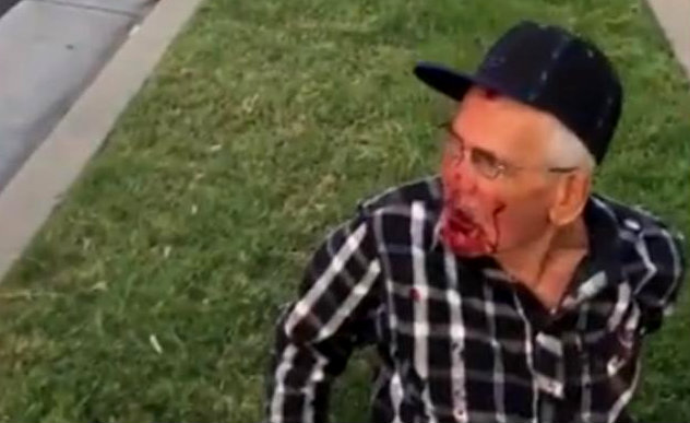 Golpean anciano mexicano eu