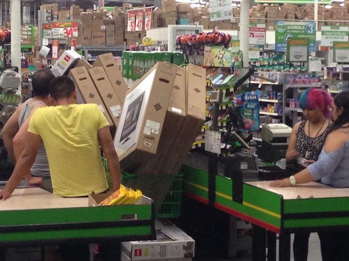 Por error, Aurrerá ofrece televisiones en 5 pesos en Cd. Juárez Por error, Aurrerá ofrece televisiones en 5 pesos en Cd. Juárez