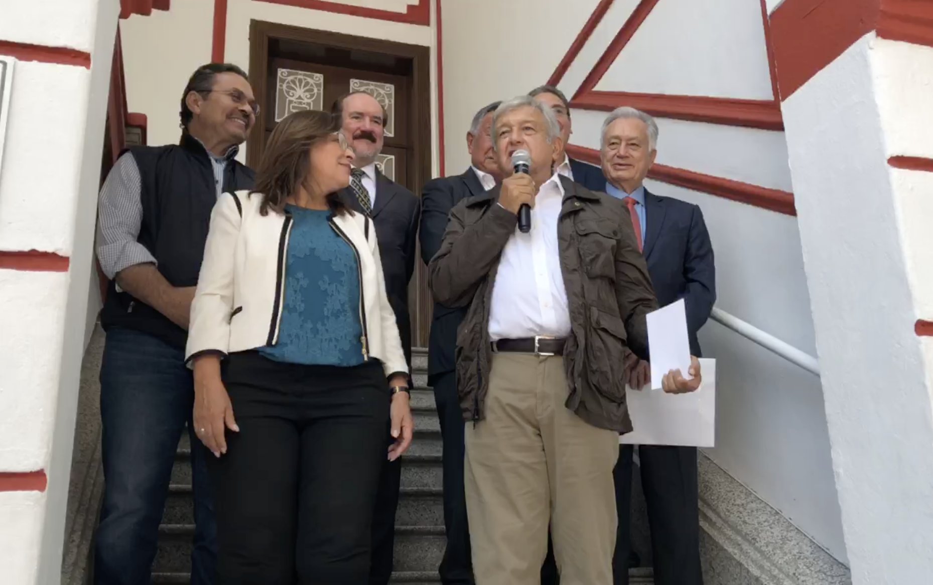 Experiencia hace a Bartlett la persona idónea para CFE: AMLO Experiencia hace a Bartlett la persona idónea para CFE: AMLO