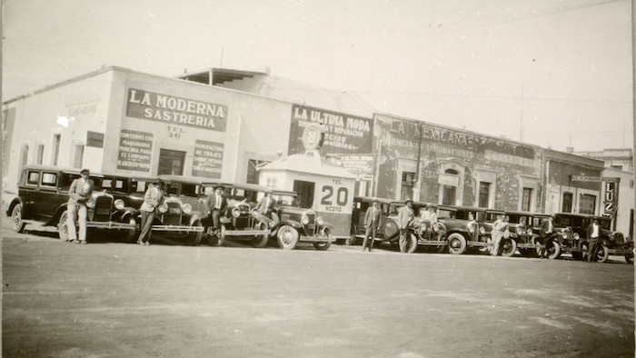 Taxis sitio 20 negro