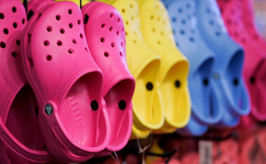 Crocs anuncia cierre de plantas en México e Italia Crocs anuncia cierre de plantas en México e Italia