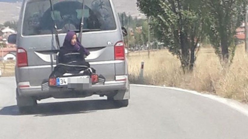 Atada turquia camioneta
