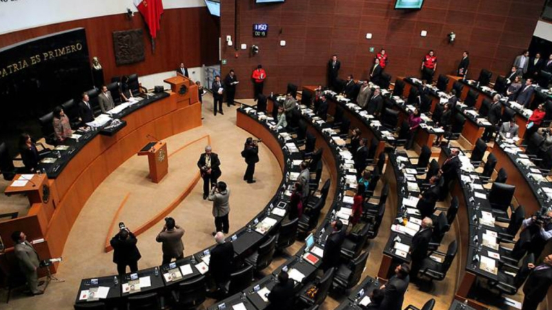 Senadores
