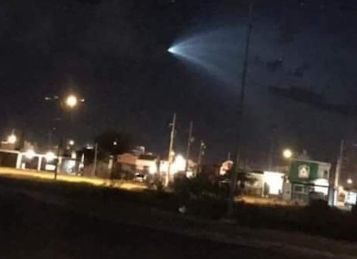 ¿Qué fue la extraña luz que surcó el cielo de Chihuahua? ¿Qué fue la extraña luz que surcó el cielo de Chihuahua?