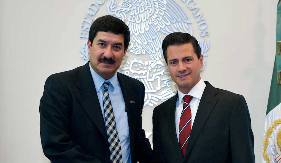 Peña Nieto y Gabinete buscan amparo para blindarse de investigaciones: Reforma Peña Nieto y Gabinete buscan amparo para blindarse de investigaciones: Reforma