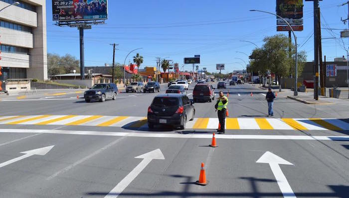 Cruce peatonal gomez