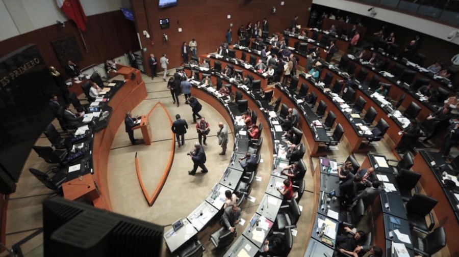 Sesion senado bien