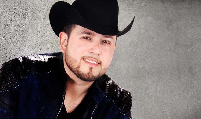 Roberto tapia cantante
