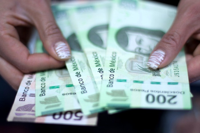 Dinero efectivo economia 3